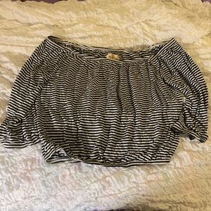 Off the shoulder cropped striped long sleeve